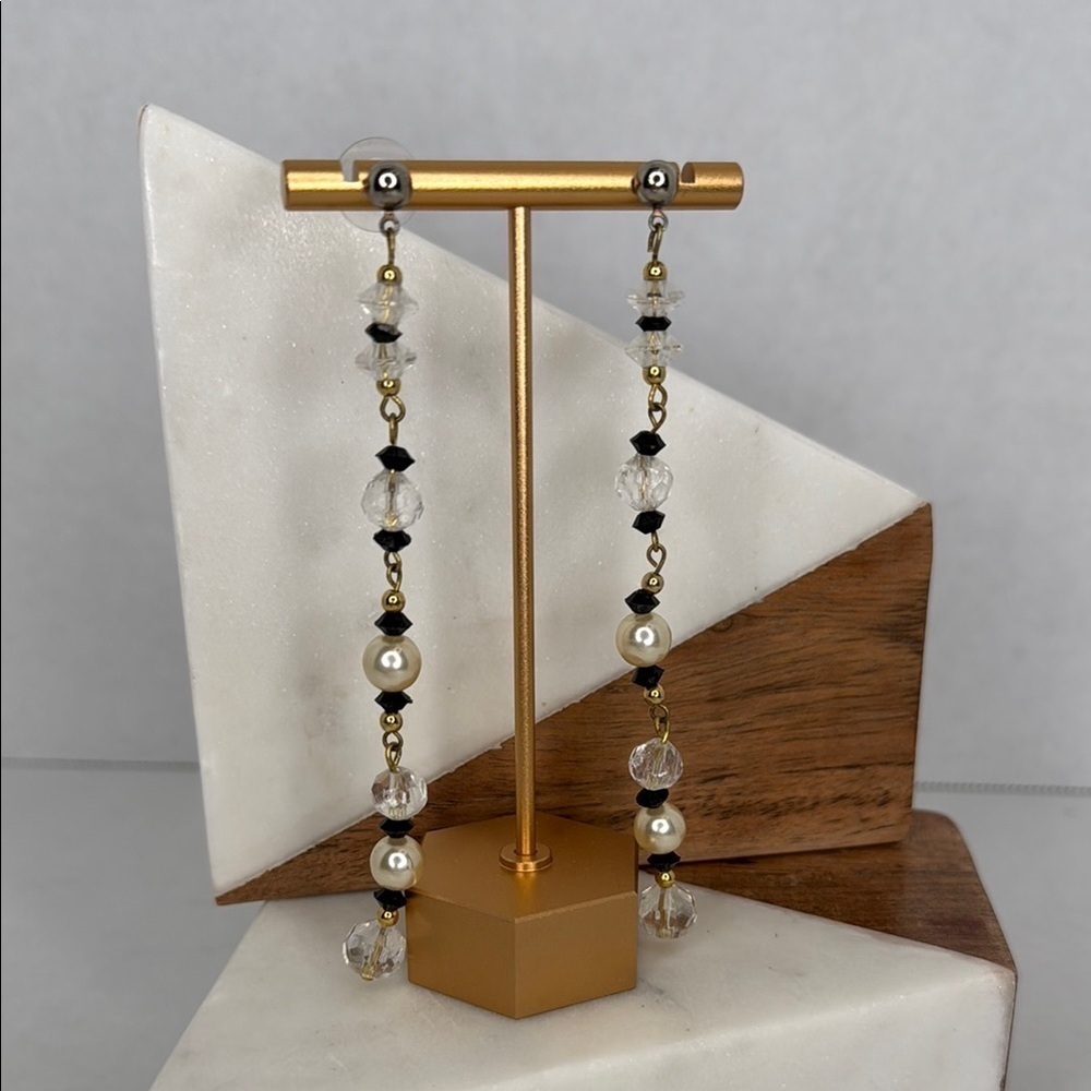 Estate Black and Gold Dangle Earrings with Linear Design lot E39